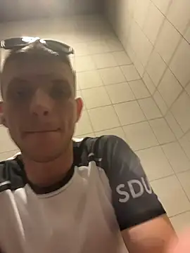 VelvetKingg Chat XXX live