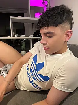 aronnhidden – Naživo XXX chat