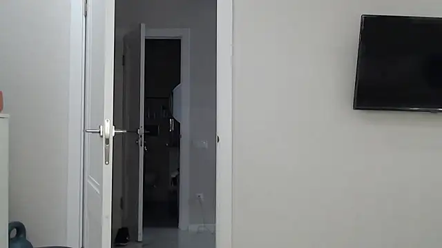 Онлайн чат XXX maxi_foxxx
