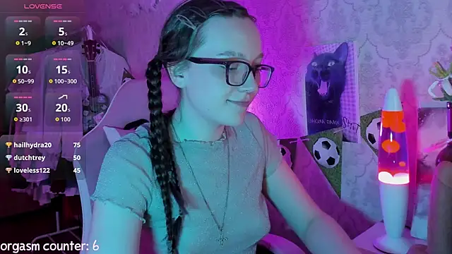 Chat XXX en directo de RileyNymph