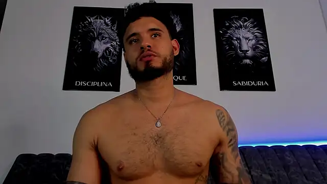 XXX chat uživo modela AUSTINN_TORRES