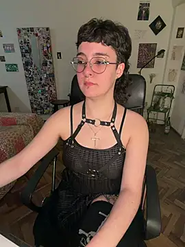 Chat XXX ao vivo de infernaldeity