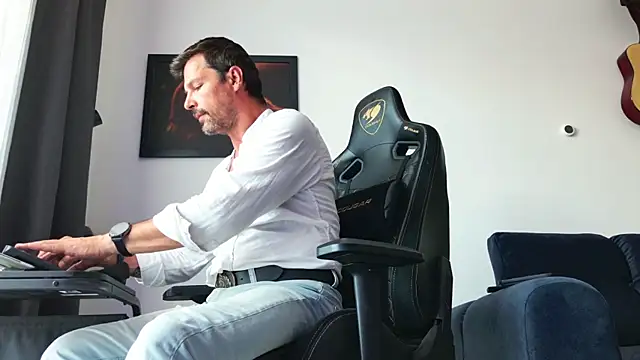 XXX chat uživo modela ChrisKox