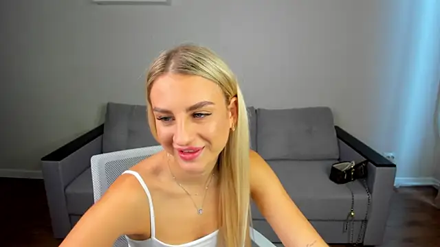Silen_Tori Chat XXX in diretta