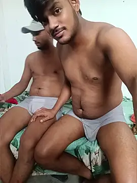 BiggerDickGuy 即時 XXX 聊天