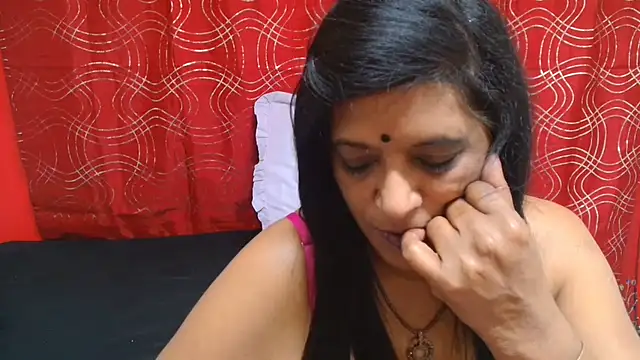 Chat XXX en directo de INDIANFUSION
