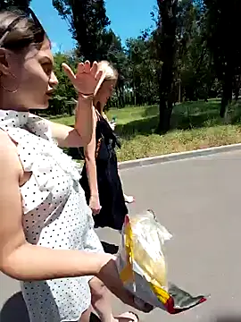 Онлайн чат XXX caressyourself
