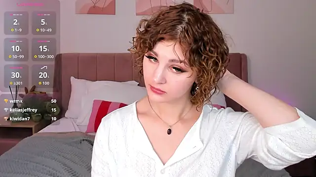 Kira__Fluffy's Live XXX Chat