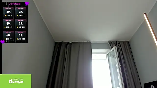 Vanaldienn live XXX chat