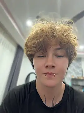 IceMur Adlı Modelin Canlı XXX Sohbeti