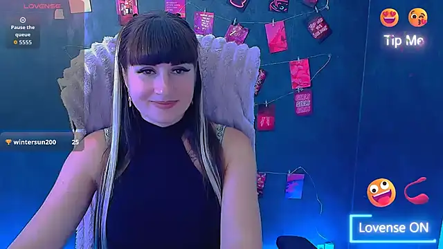 Chat +18 de Violla_My ao vivo