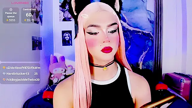 blonde_queen-'s Live XXX Chat