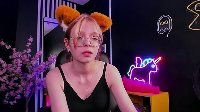 FoxxyyPolly Live XXX-Chat