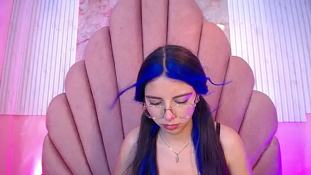 Онлайн чат XXX Kyomi_Hunt
