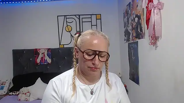 Chat XXX en directo de emperabigbootybigass