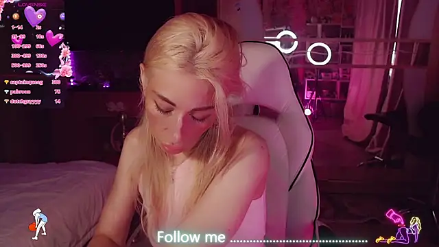 AnnieGOld_'s Live XXX Chat