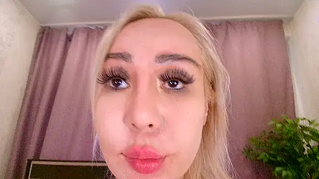 Chat XXX en directo de Yulianna_Smith