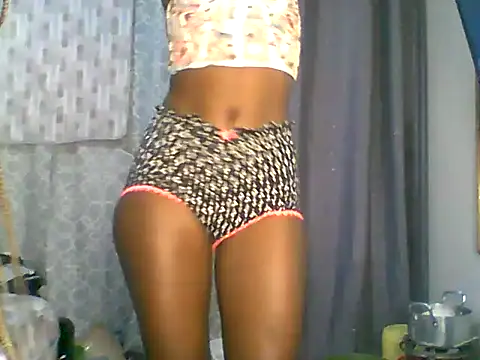 XXX chat uživo modela Ladysweetness23