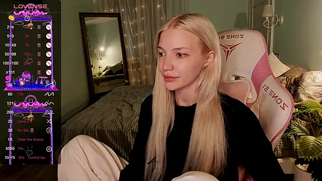 AnyaTaylor_ Chat XXX live
