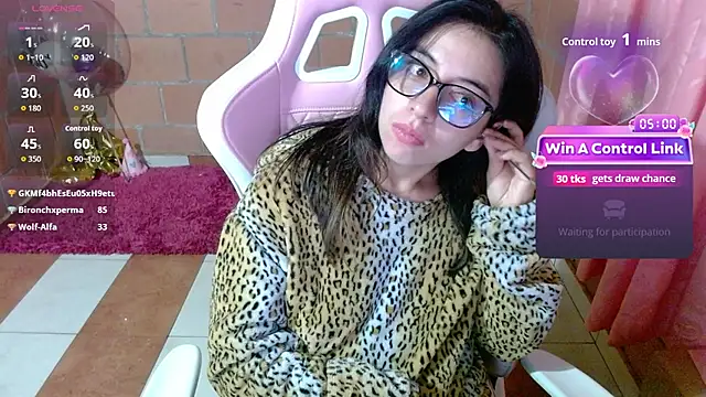 Czat XXX na żywo – Maggie_Fox3