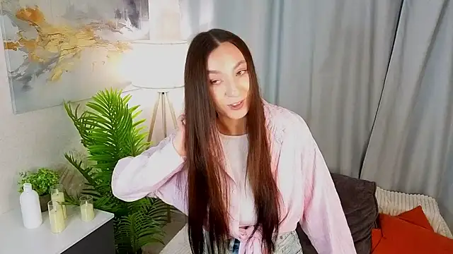 JinnyMenzella live XXX chat
