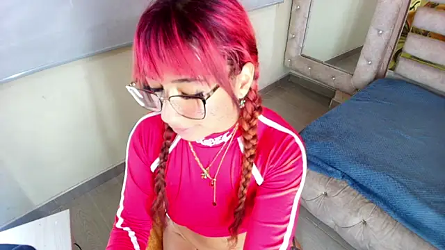 Soleil_66 Adlı Modelin Canlı XXX Sohbeti