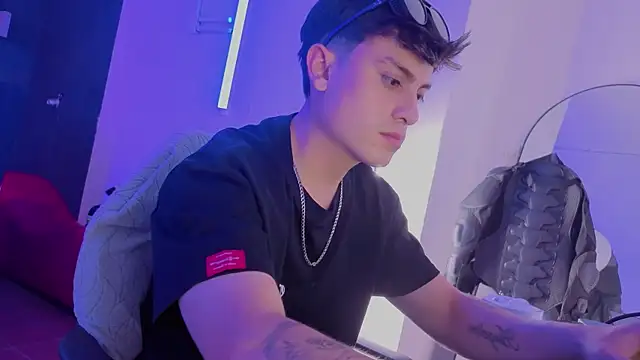 Chat XXX ao vivo de angel_still_