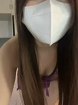 _xiaoxinxin_ Adlı Modelin Canlı XXX Sohbeti
