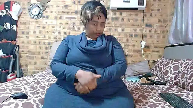 AFRICANBOOTYLICIOUS Live XXX-Chat