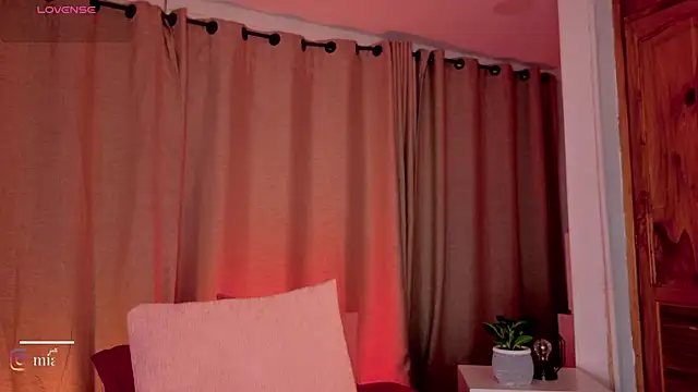 mia_bonneett Live XXX-Chat