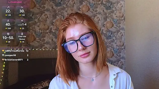 Juli_Ginger: онлайн-секс-чат