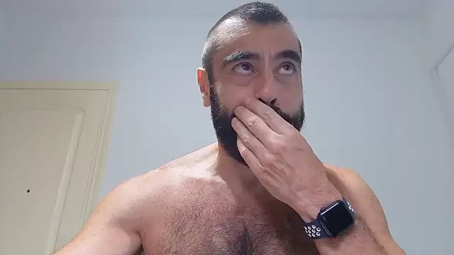 XXX chat uživo modela hairycerberus