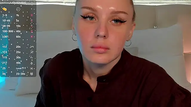 LianaFord Chat XXX live
