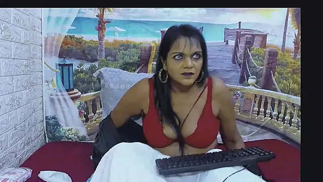 indianswtbella's Live XXX Chat