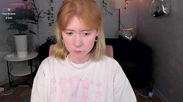 Czat XXX na żywo – Elira_Vane