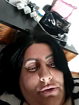 XXX chat uživo modela Christian_Netta