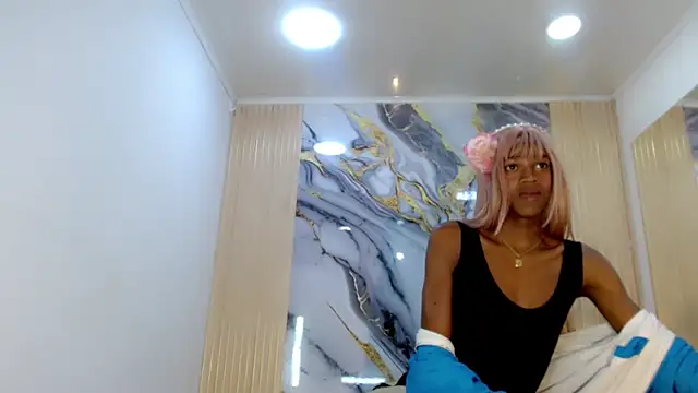 Chat +18 de AuroraMilano ao vivo