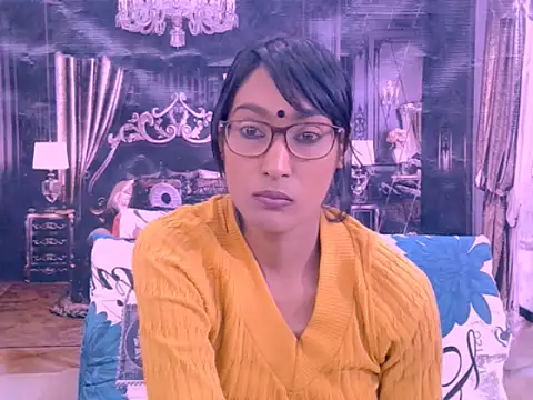 IndianRebel4u2Luv Adlı Modelin Canlı XXX Sohbeti