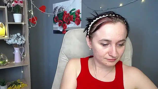 NinaFlawlees Chat XXX in diretta