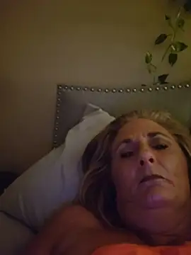 Chat XXX en directo de SultrySummer68