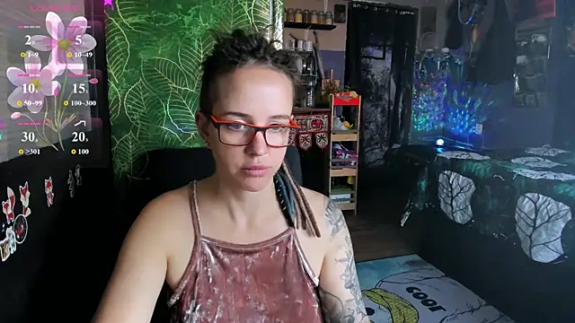 LisaFoxy_y élő XXX-chatje