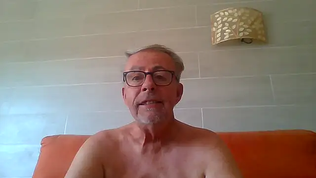 tuggy59 – Naživo XXX chat