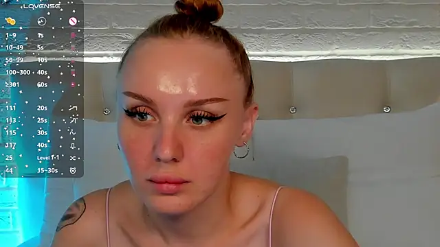 LianaFord Chat XXX in diretta