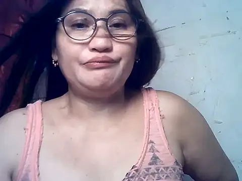 Czat XXX na żywo – Amazing_Angel22