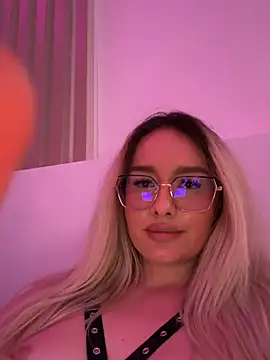 mollyxxx's Live XXX Chat