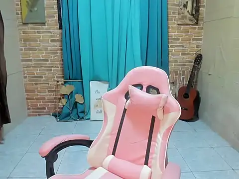 Chat +18 de YURI_KUN ao vivo