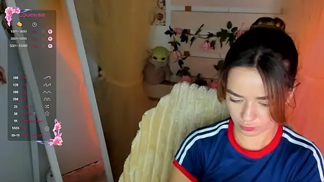 Bella_XO: онлайн-секс-чат