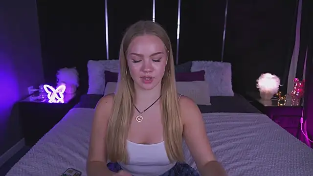 CelesteNoir Adlı Modelin Canlı XXX Sohbeti