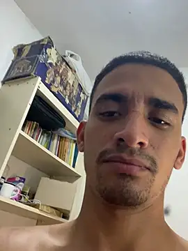 Chat +18 de ikaro21 ao vivo