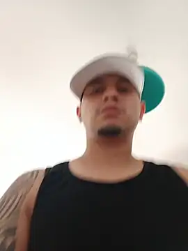 Gabo_latino 在線直播表演